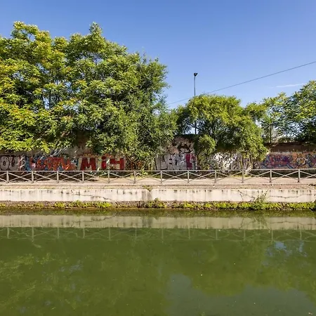 Navigli Charm Apartment *