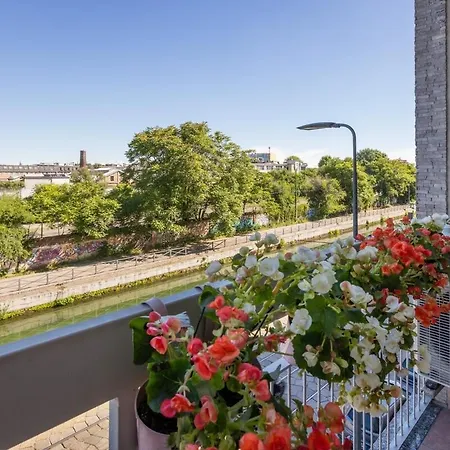 Apartment Navigli Charm *